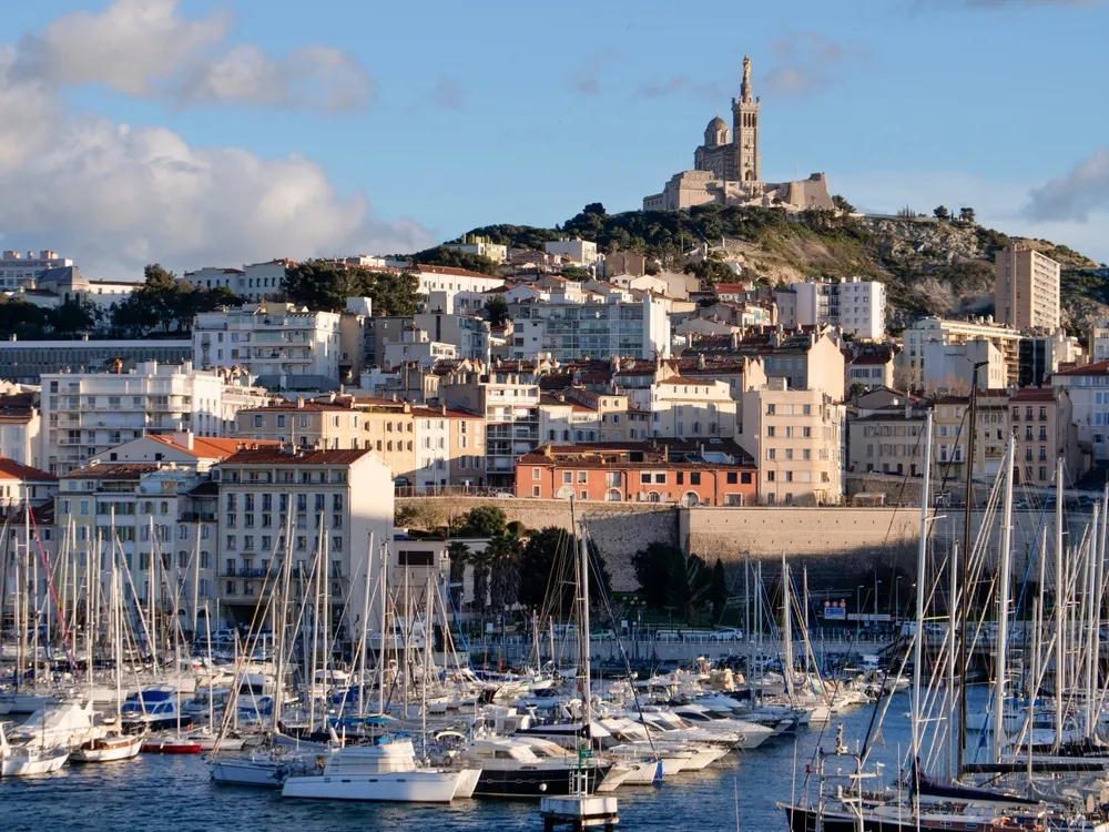 Marseille : Votre Formation à Distance pour un Emploi Culinaire