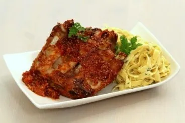 Image recette Travers de porc marinés comme des ribs, tagliatelles fraîches